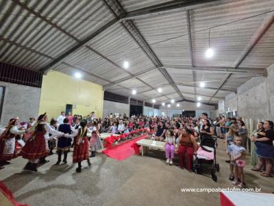 Escola José Bonifácio promoveu "Noite Cultural" com "Seção de Autógrafos" dos pequenos escritores