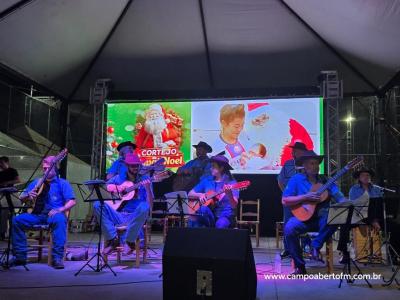 Chegada do Papai Noel no lago municipal marca a abertura do Natal 2024 em Nova laranjeiras