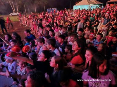 Chegada do Papai Noel no lago municipal marca a abertura do Natal 2024 em Nova laranjeiras