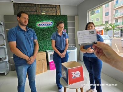 Sorteio de 4 prêmios encerra promoção de 30 anos da Refrigeração Banhara em Laranjeiras do Sul