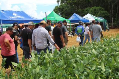 Dia de Campo Coprossel – Novidades tecnológicas, de sementes e insumos, troca de informações e oportunidades do agro 