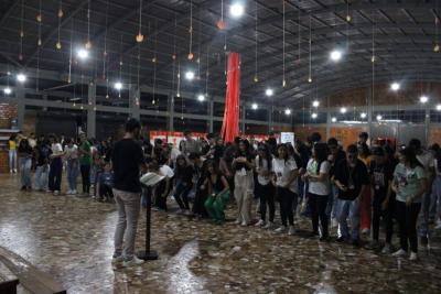 LS: Encontro Highfire reúne mais de cem jovens em momento de fé e adoração