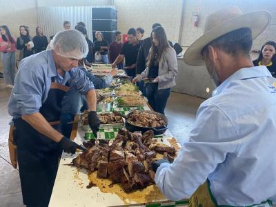 LS: Quase mil convites comercializados na Costelada do Trabalhador do Rotary 