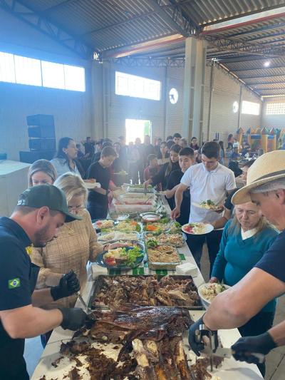 LS: Quase mil convites comercializados na Costelada do Trabalhador do Rotary 