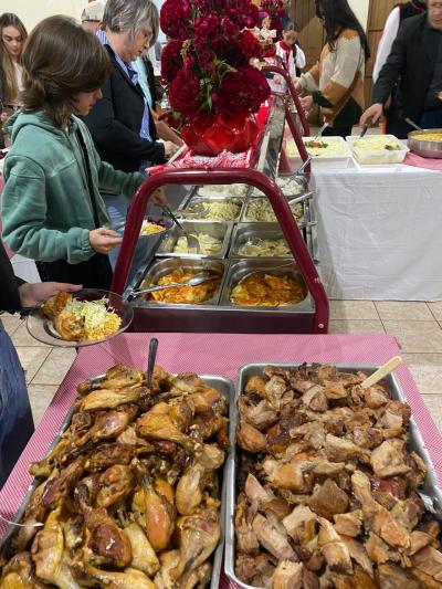 Virmond: Jantar do Pirogue recebe centenas de visitantes