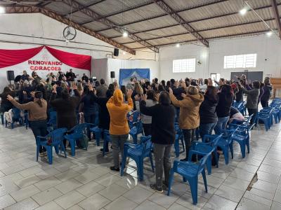 Paróquia Santo Antônio de Pádua de Rio Bonito do Iguaçu realiza o 1º Encontro Renovando Corações com forte presença espiritual