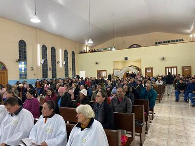 1º dia da Quermesse Nossa Senhora do Perpétuo Socorro movimentou os fiéis no bairro Cristo Rei