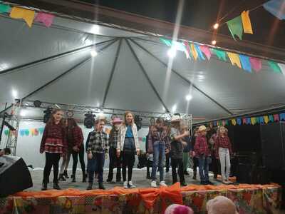 1ª Quemesse Nossa Senhora do Perpétuo Socorro reuniu centanas da Fiéis no Bairro Cristo Rei
