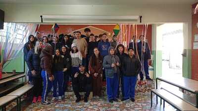 Projeto Lutas em Cenas é apresentado aos alunos do Colégio Floriano Peixoto de Laranjeiras do Sul 