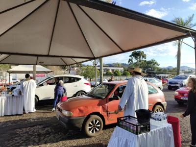 Paróquia Sant´Ana realiza a benção dos carros nesta sexta (25)