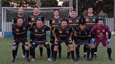Laranjeiras do Sul conquista o titulo da Macro do Bom de Bola 40+ 