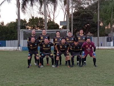 Laranjeiras do Sul conquista o titulo da Macro do Bom de Bola 40+ 