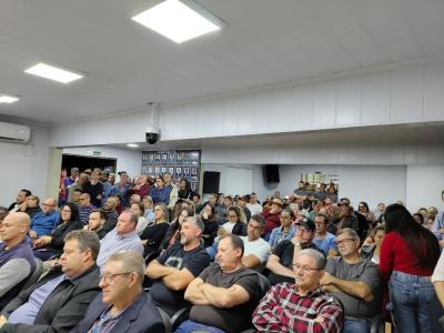 Câmara de Laranjeiras do Sul aprova contas de 2023 da gestão municipal