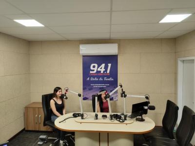 Alunas do Colégio Floriano Peixoto participam do Projeto Ganhando o Mundo