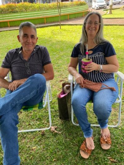 LS: Mateada reúne famílias na praça