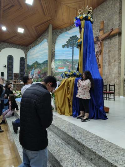 Chegada da Imagem Peregrina emociona fiéis em Laranjeiras do Sul