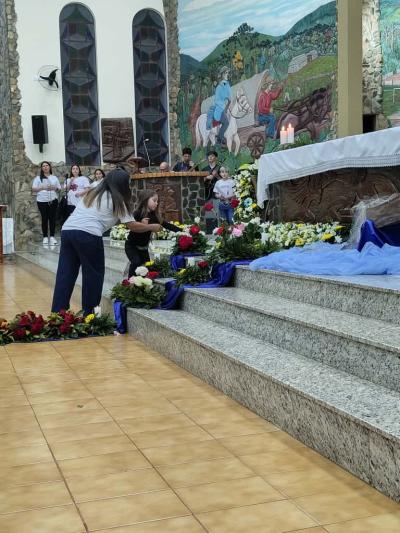 Chegada da Imagem Peregrina emociona fiéis em Laranjeiras do Sul