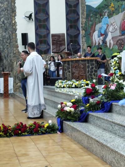 Chegada da Imagem Peregrina emociona fiéis em Laranjeiras do Sul