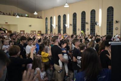 LS: Comunidade Perpétuo Socorro vive noite de fé e emoção com as Relíquias de São Carlo Acutis