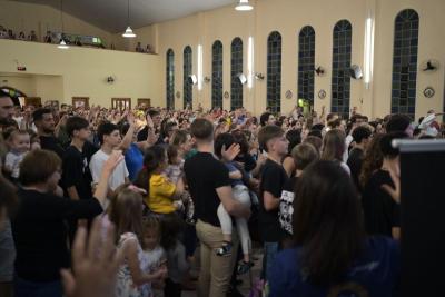 LS: Comunidade Perpétuo Socorro vive noite de fé e emoção com as Relíquias de São Carlo Acutis