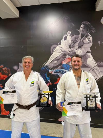Atletas de Laranjeiras do Sul são premiados pela Confederação Brasileira de Judô 