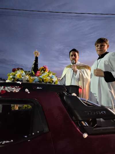 Centenas de devotos participaram da carreata com a Imagem Peregrina de Nossa Senhora Aparecida em Laranjeiras do Sul