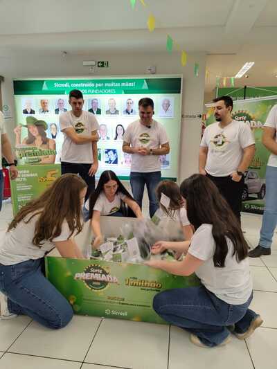 Sicredi realizou o sorteio da promoção Sorte Premiada nas Agências de Laranjeiras do Sul
