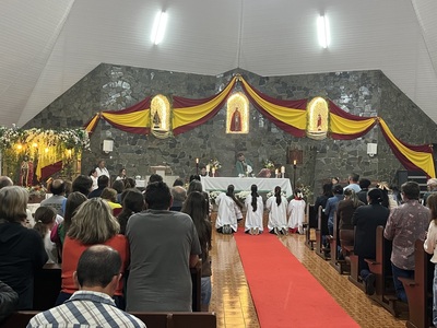 Terceiro dia do Tríduo reúne centenas de fiéis em louvor ao Senhor Bom Jesus no Campo Mendes