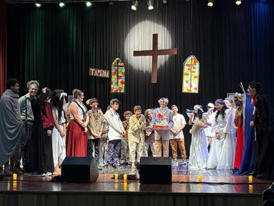 LS: Cine Teatro Iguassu lota para apresentação de “O Auto da Compadecida”