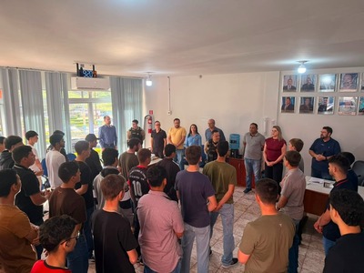 Mais de 30 jovens receberam o certificado de Dispensa e  Incorporação em Nova Laranjeiras 