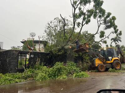 Temporal causa estragos em Laranjeiras do Sul