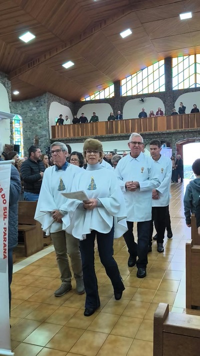 Centenas de fiéis participam da segunda celebração em honra a Nossa Senhora Aparecida em Laranjeiras do Sul