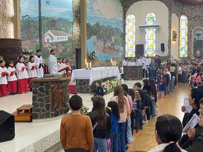 Missa das Crianças foi presidida pelo padre Aroldo 