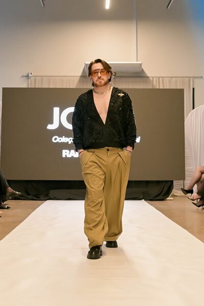 LS: Rapha Jakob celebra 17 anos de história com lançamento de coleção masculina autoral
