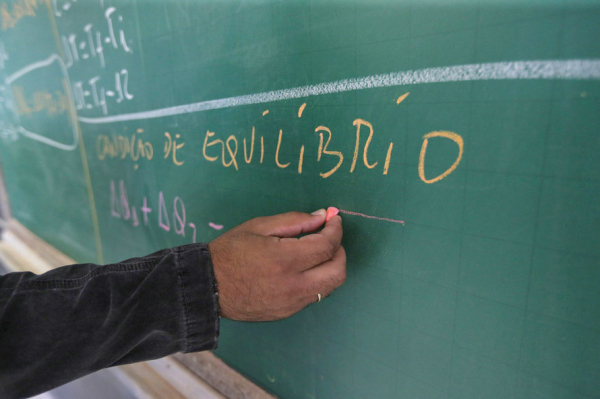 Inscrições para o PSS da educação do Paraná começam nesta segunda-feira