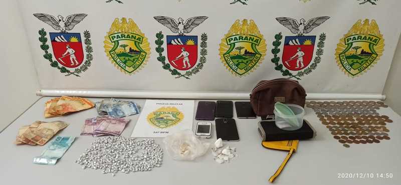 Laranjeiras: PM apreende crack e cocaÃ­na e prende trÃªs mulheres na Vila SÃ£o Miguel