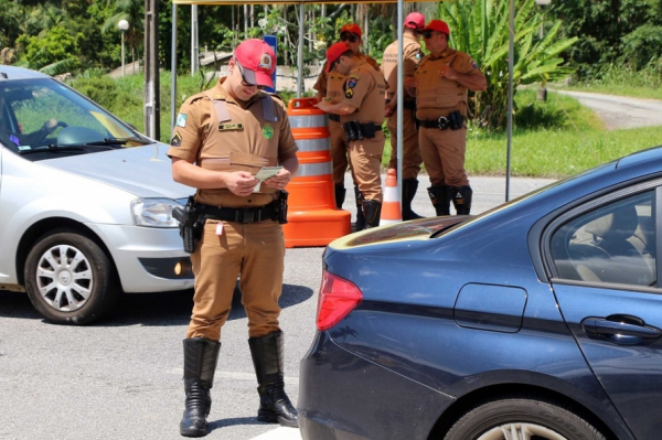 Com movimento menor, nÃºmero de acidentes no ParanÃ¡ cai pela metade durante feriado de Natal