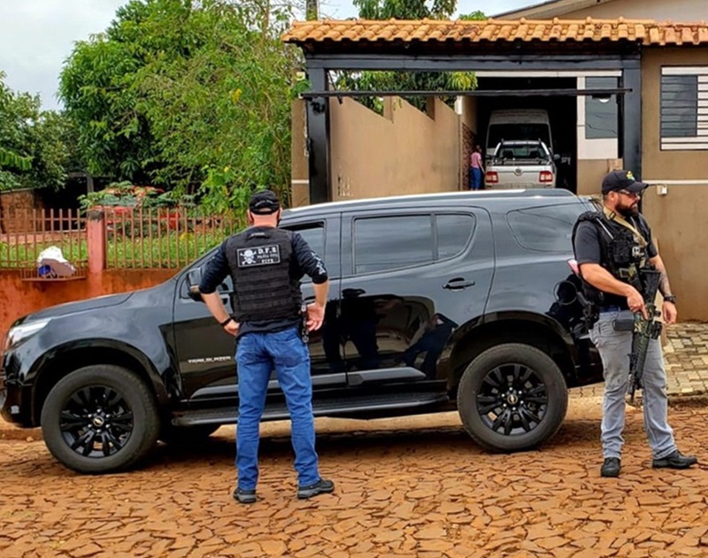 PinhÃ£o: Suspeitos de assaltar prefeito de Foz do JordÃ£o sÃ£o presos pela PolÃ­cia Civil