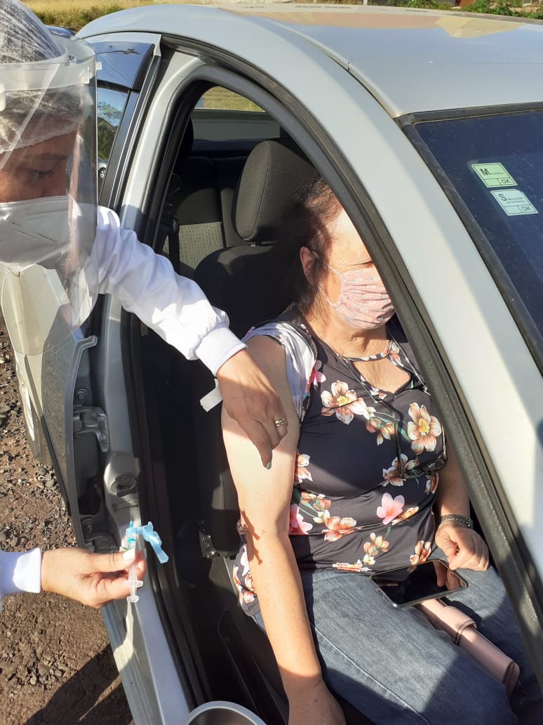 Vacinação da 1° dose para pessoas acima de 75 anos, é interrompida em Laranjeiras do Sul.