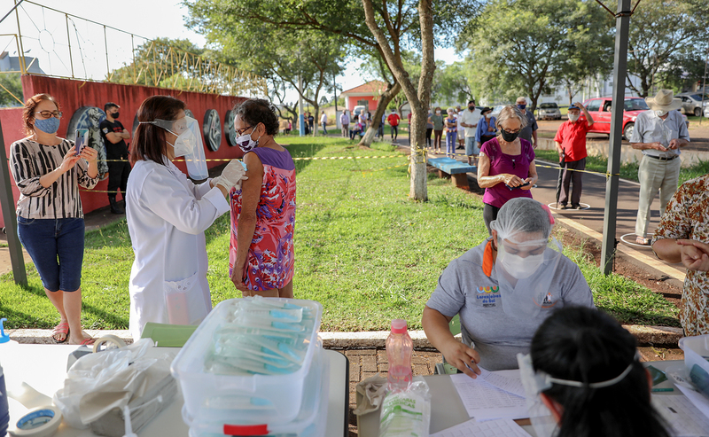 75 anos: Laranjeiras do Sul retoma vacinação de idosos na quarta-feira, 24