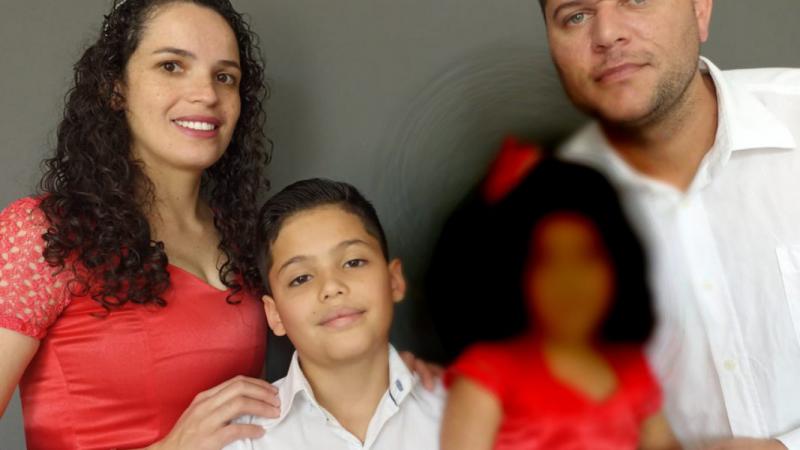 Cantora gospel e filho de 7 anos sÃ£o assassinados na Grande Curitiba