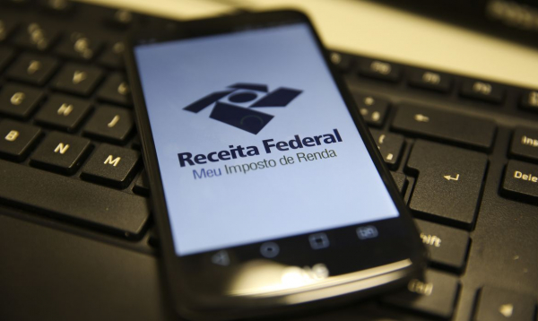 Receita libera consulta a Ãºltimo lote de restituiÃ§Ã£o do IR 2021