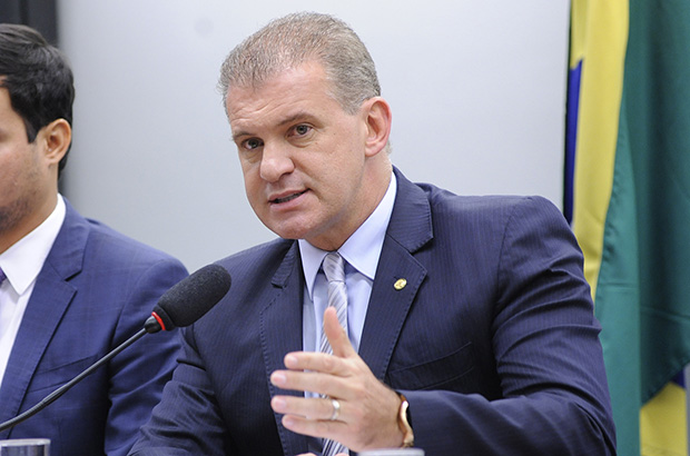 TSE cassa o deputado federal Evandro Roman por infidelidade partidária