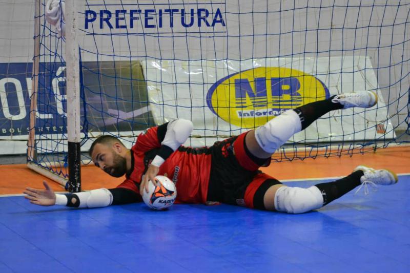  Depois de bater o Umuarama pela Taça Federação o Operário Laranjeiras encara o Marechal pelas semifinais da Liga Futsal Paraná.