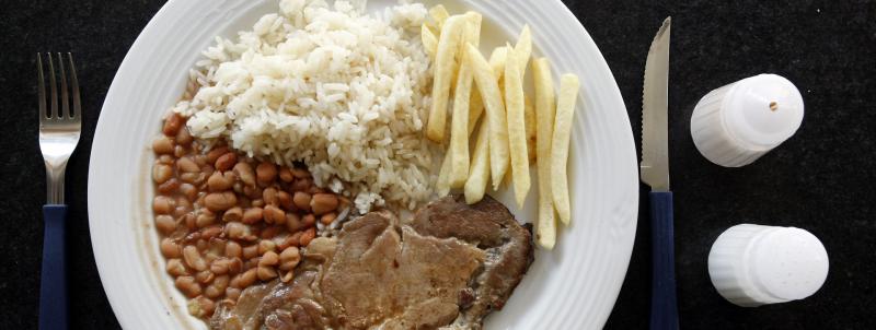 Inflação pesa no café da manhã e no prato feito do brasileiro