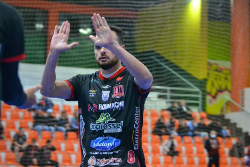 Operário Laranjeiras recebe o Marechal de Olho na Final da Liga Futsal Paraná