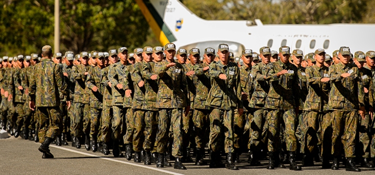 Jovens que completam 18 anos em 2022 devem realizar o Alistamento Militar até dia 30 de junho