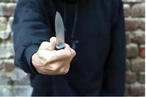 Laranjeiras: Homem é ferido por golpe de faca e roubado no bairro São Miguel