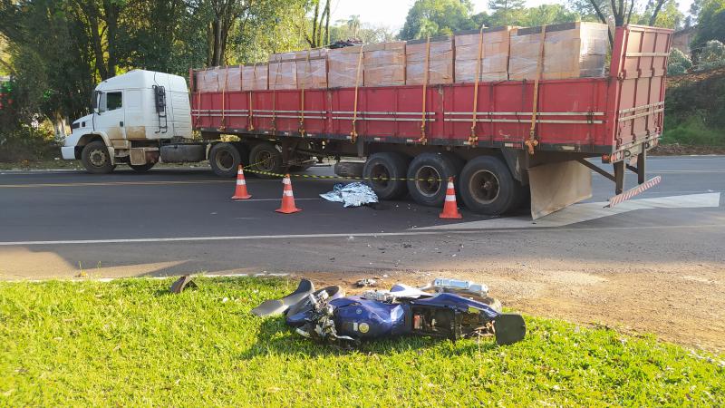 Laranjeiras: Morador do Rio Laranjeiras morre após acidente entre motocicleta e carreta na BR 277 