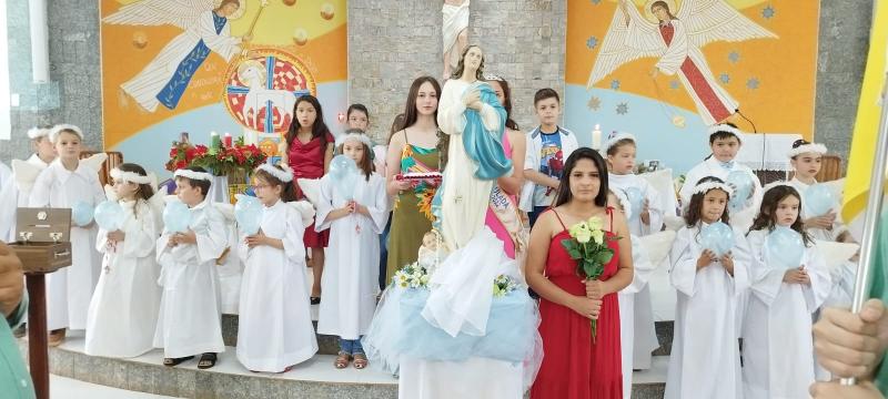 Missa Solene em louvor a Imaculada Conceição em Porto Barreiro teve coroação a Nossa Senhora